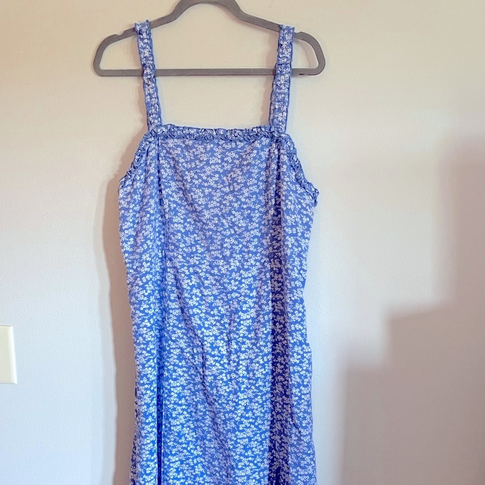 NWT American Eagle Blue and White Flower Dress XL Zipper Side Spring Dress